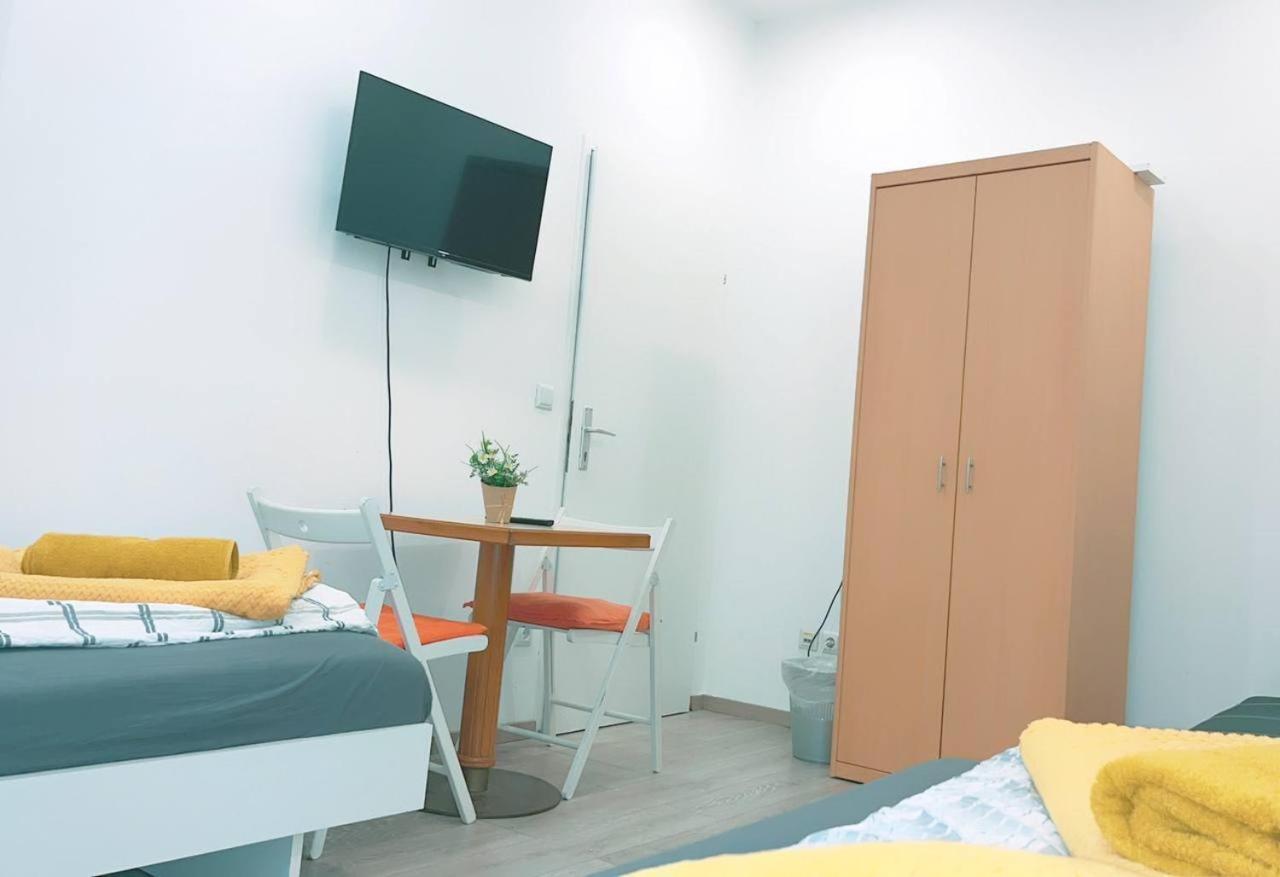 Comfort Triple Room Hn Viyana Dış mekan fotoğraf
